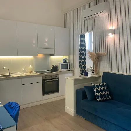 Perla Blu 维亚雷焦